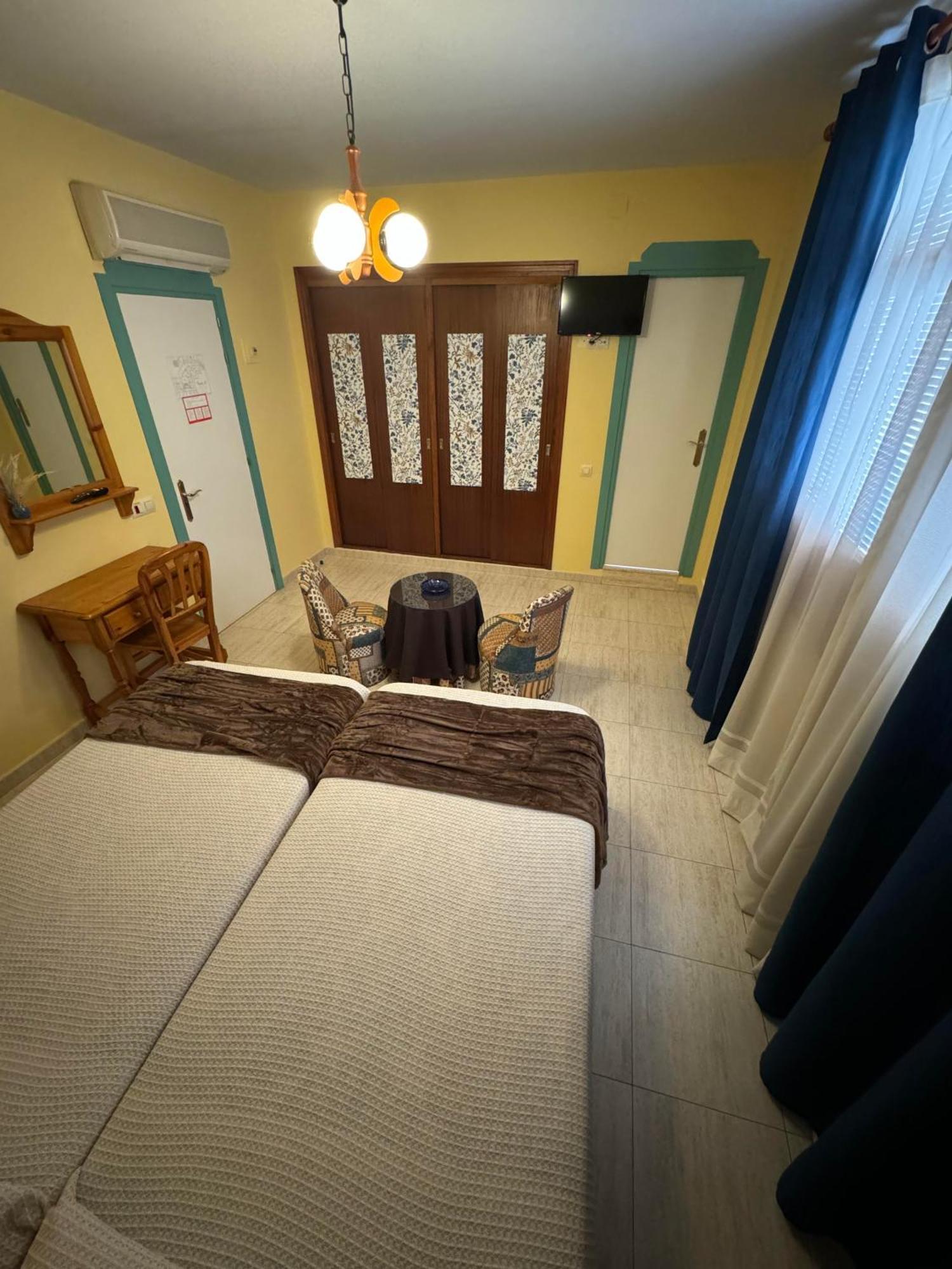 Hostal Joaquin Las Ventas con Pena Aguilera Dış mekan fotoğraf