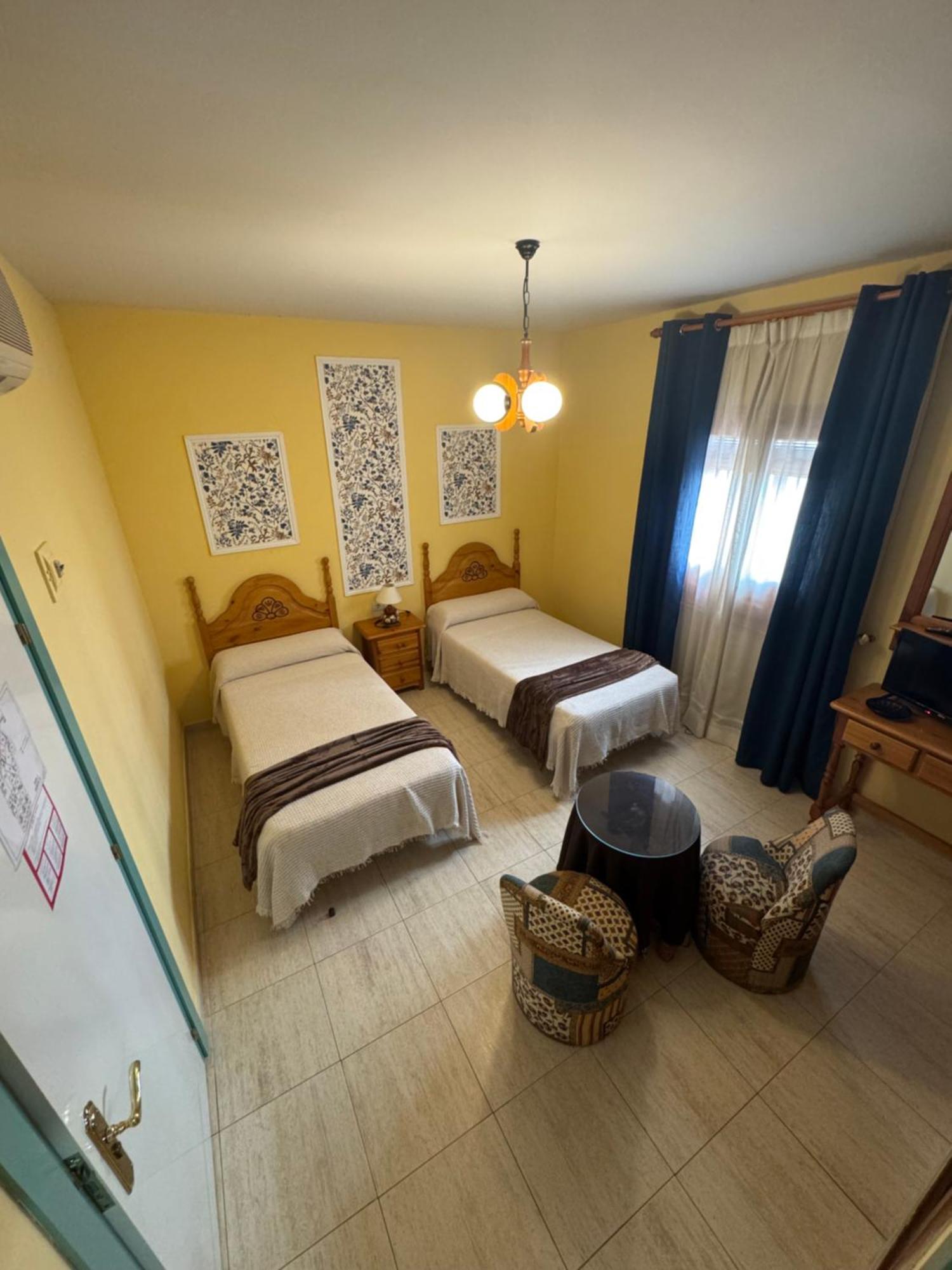 Hostal Joaquin Las Ventas con Pena Aguilera Dış mekan fotoğraf